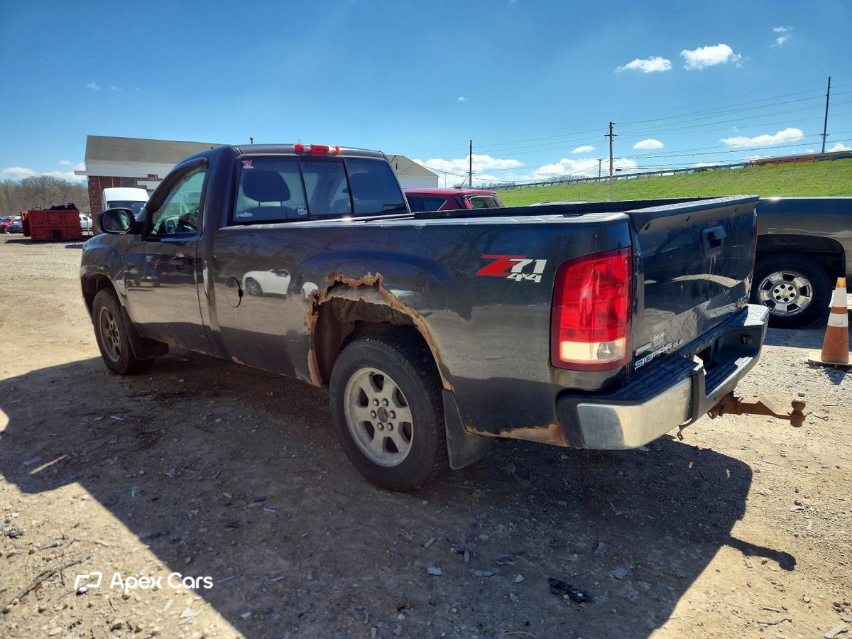 GMC Sierra 2010