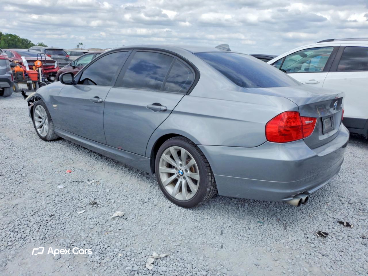 BMW Series 3 2011