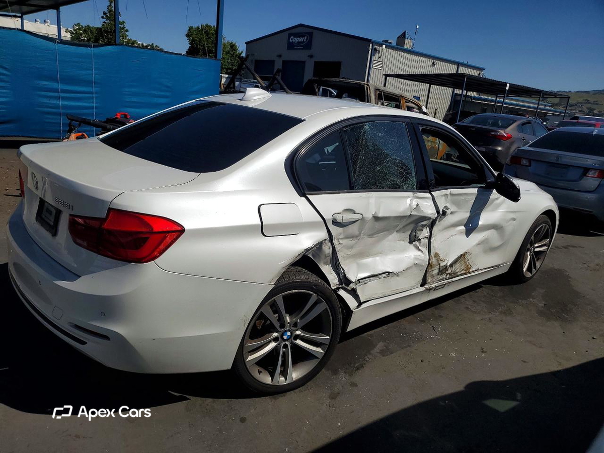 BMW Series 3 2016