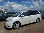 Toyota Sienna 2011