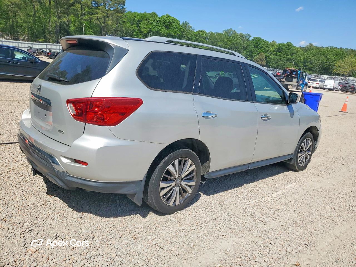 Nissan Pathfinder 2017