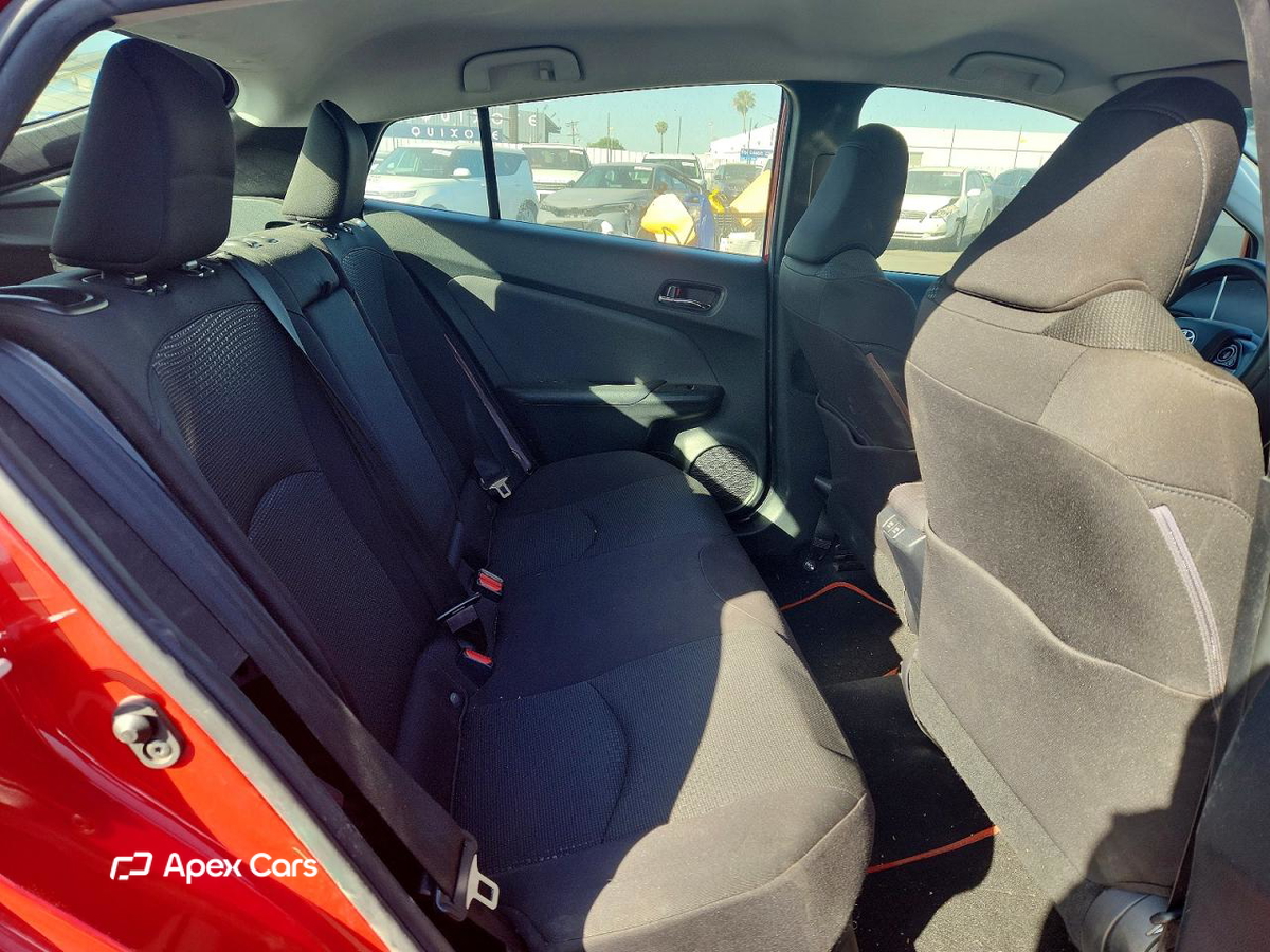 Toyota Prius 2021