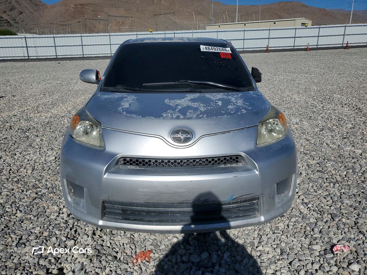 Scion xD 2012