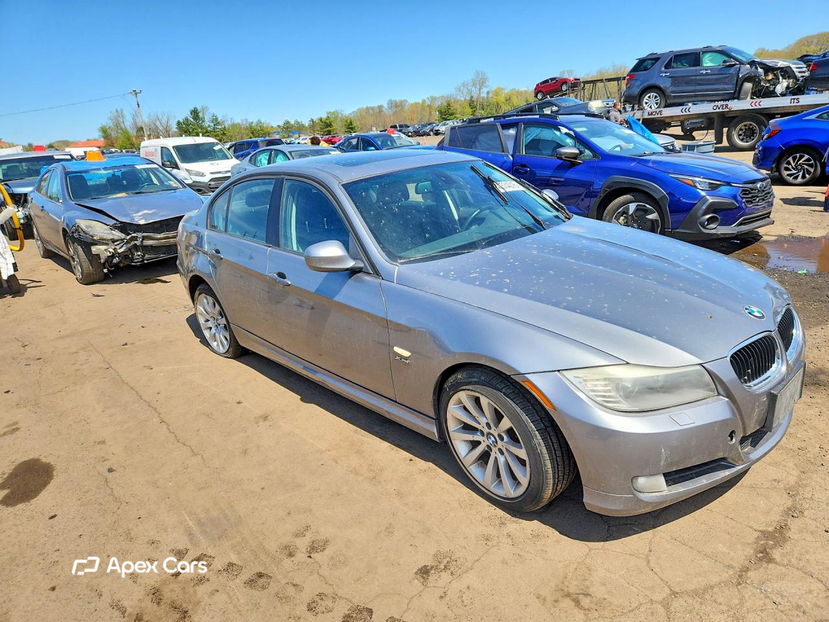 BMW Series 3 2011