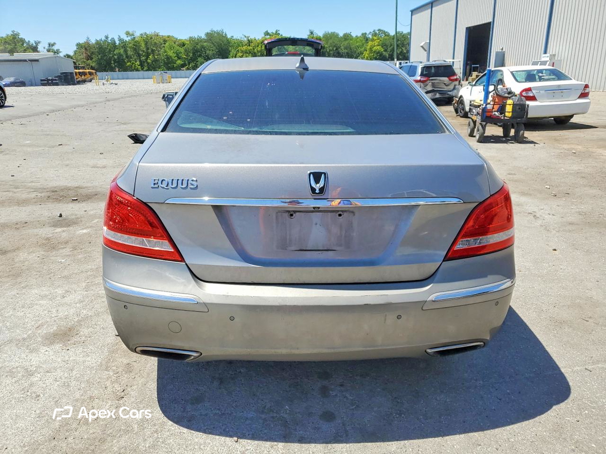 Hyundai Equus 2012