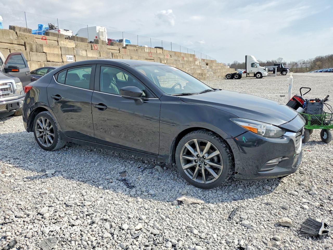 Mazda 3 2018
