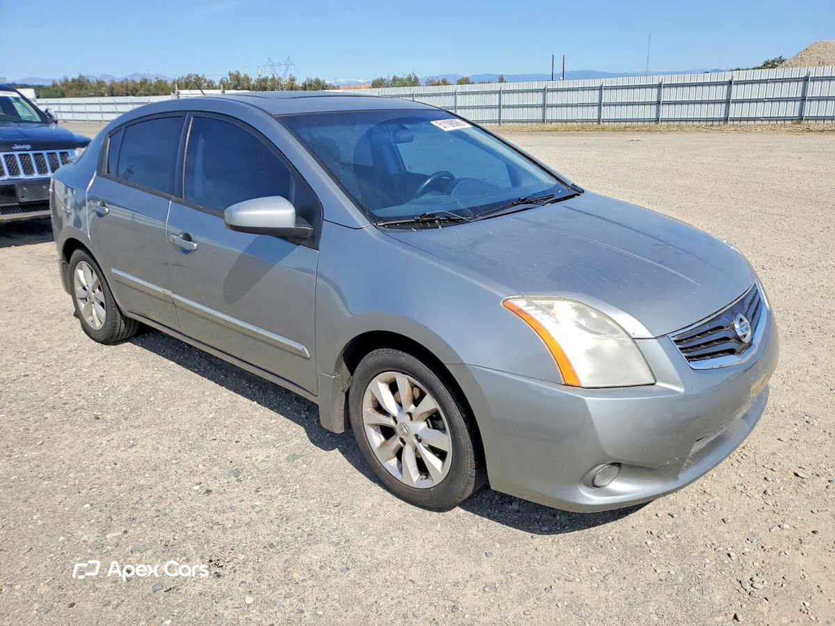 Nissan Sentra 2012