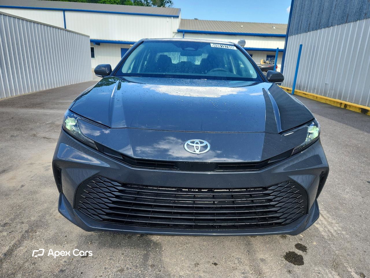 Toyota Camry 2026