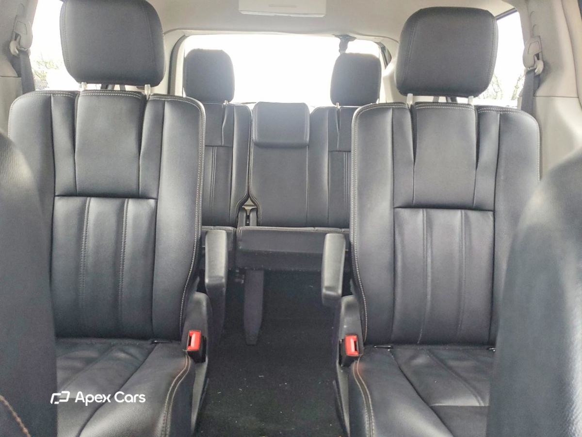 Chrysler Voyager 2016