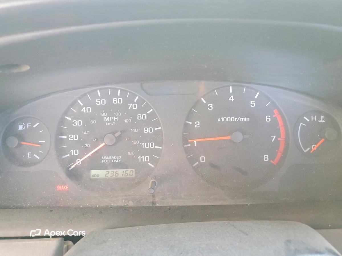 Nissan Navara (Frontier) 2000