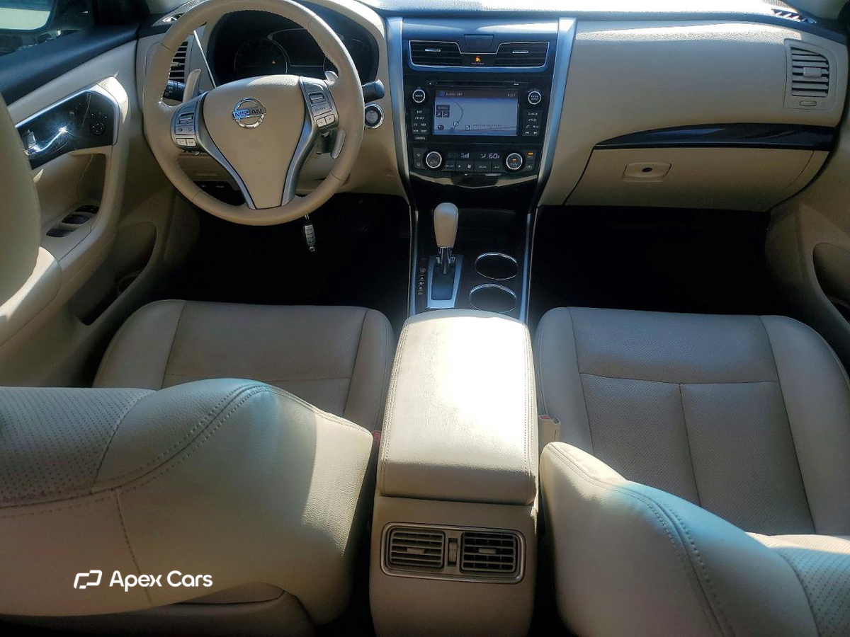 Nissan Altima 2015