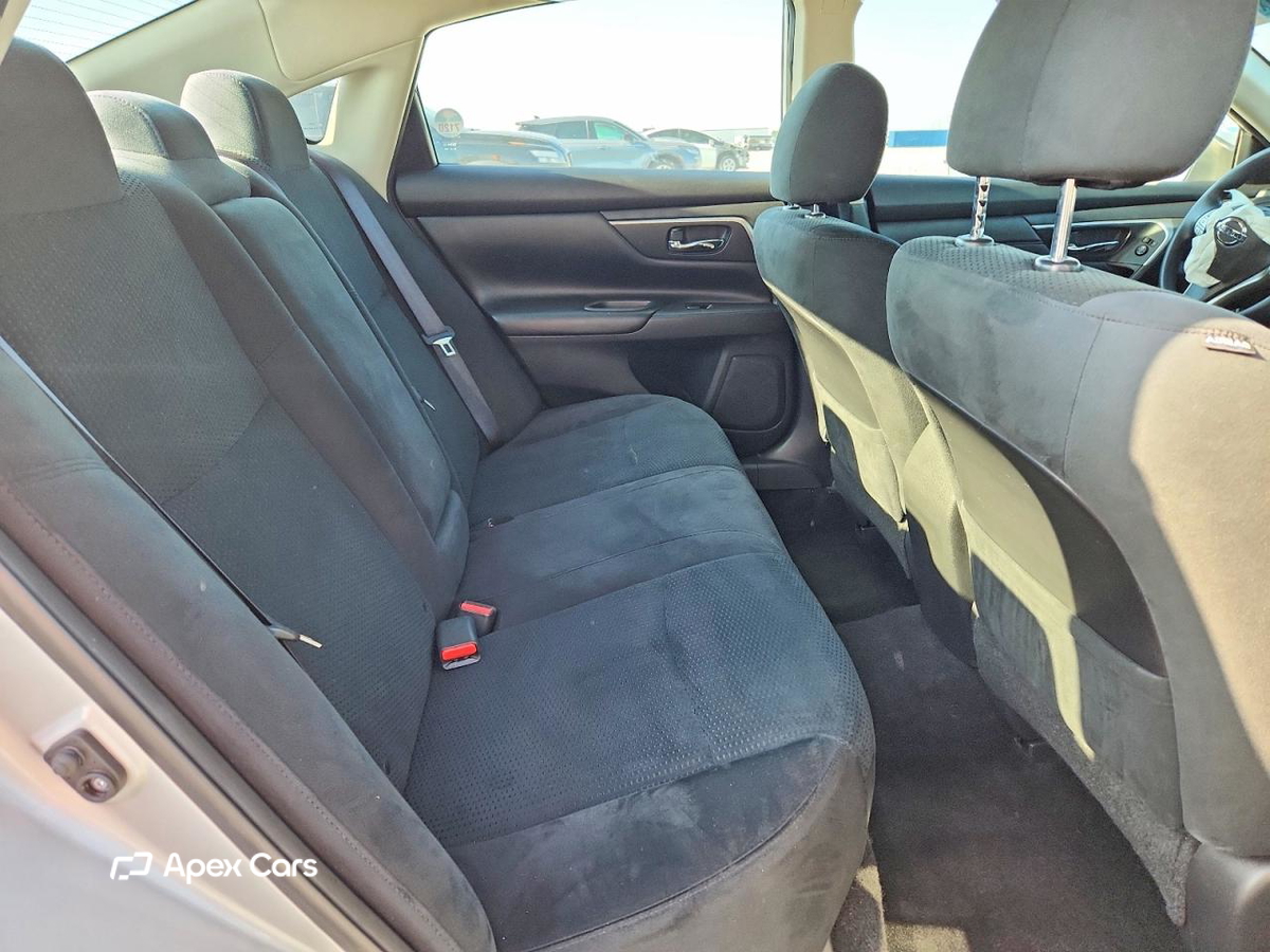 Nissan Altima 2015