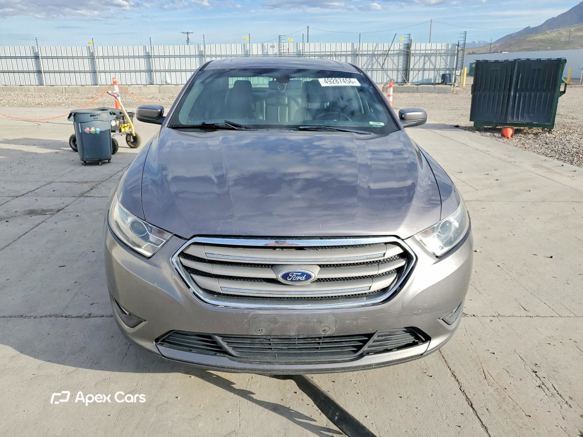 Ford Taurus 2013