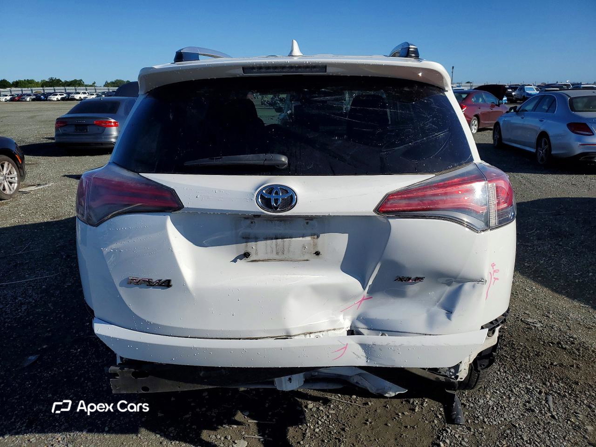 Toyota RAV 4 2016