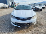 Chrysler 200 2015