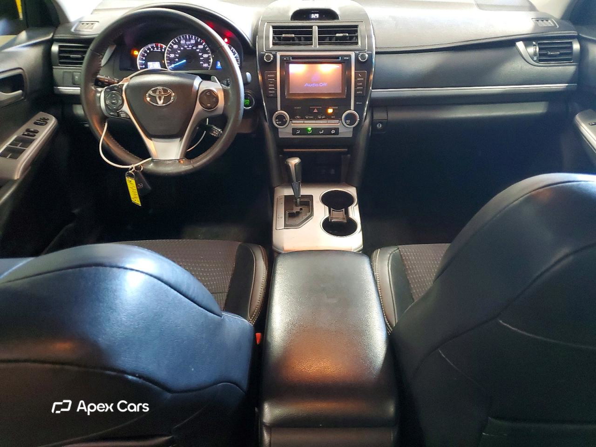 Toyota Camry 2012