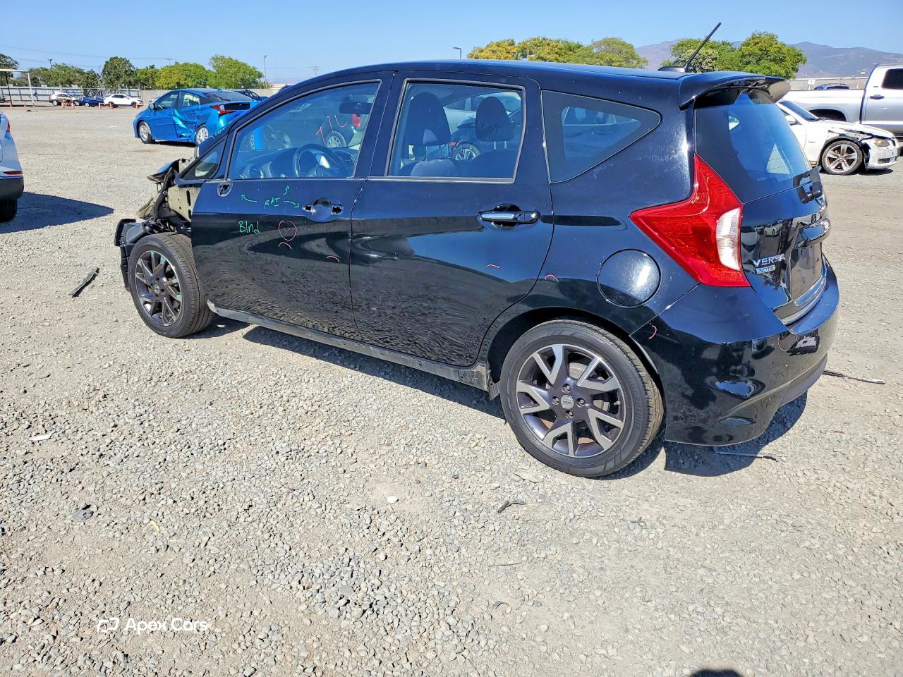Nissan Versa 2015
