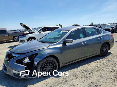 Nissan Altima 2015 - Zdjęcie 1 z 12