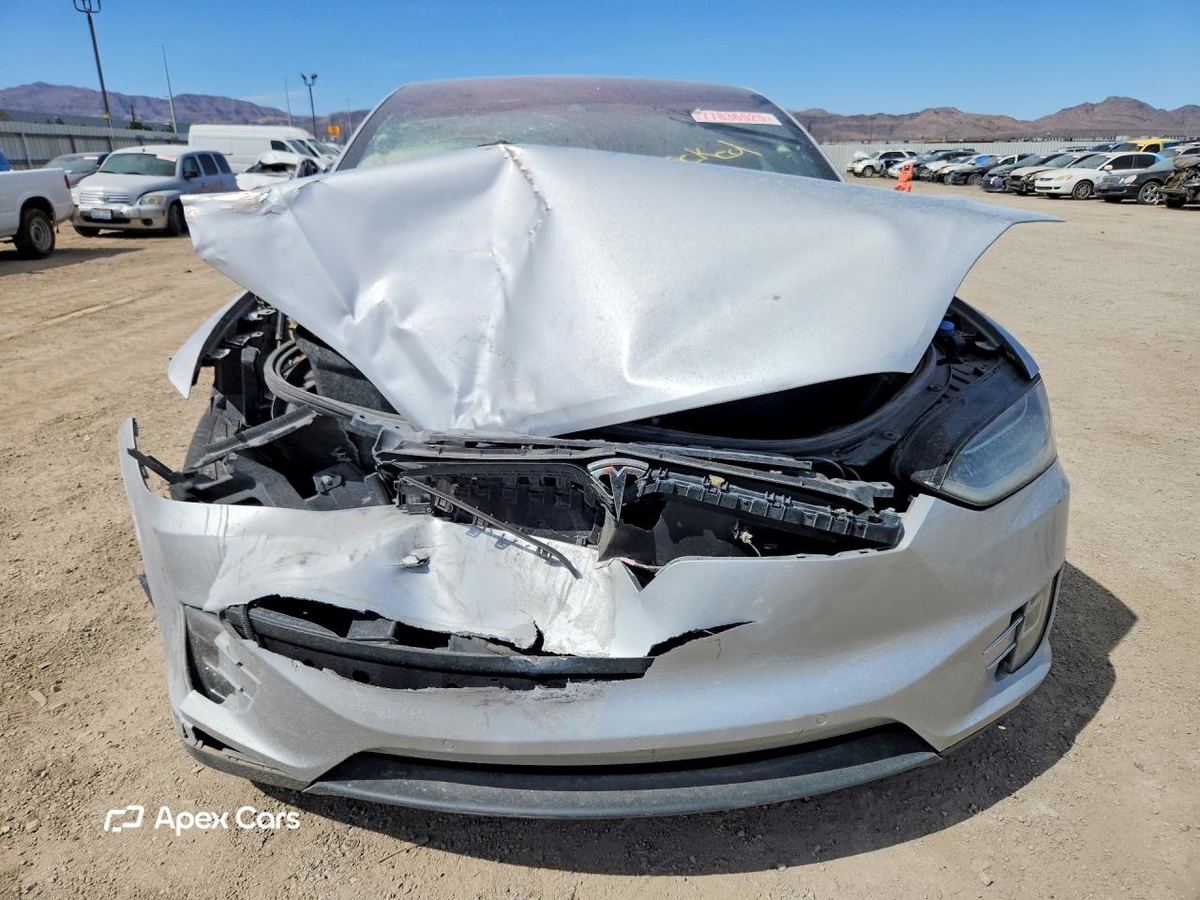 Tesla Model X 2016