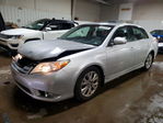 Toyota Avalon 2011