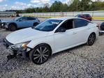 Nissan Altima 2020