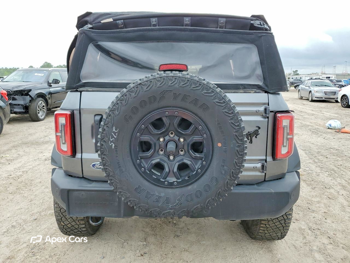 Ford Bronco 2024