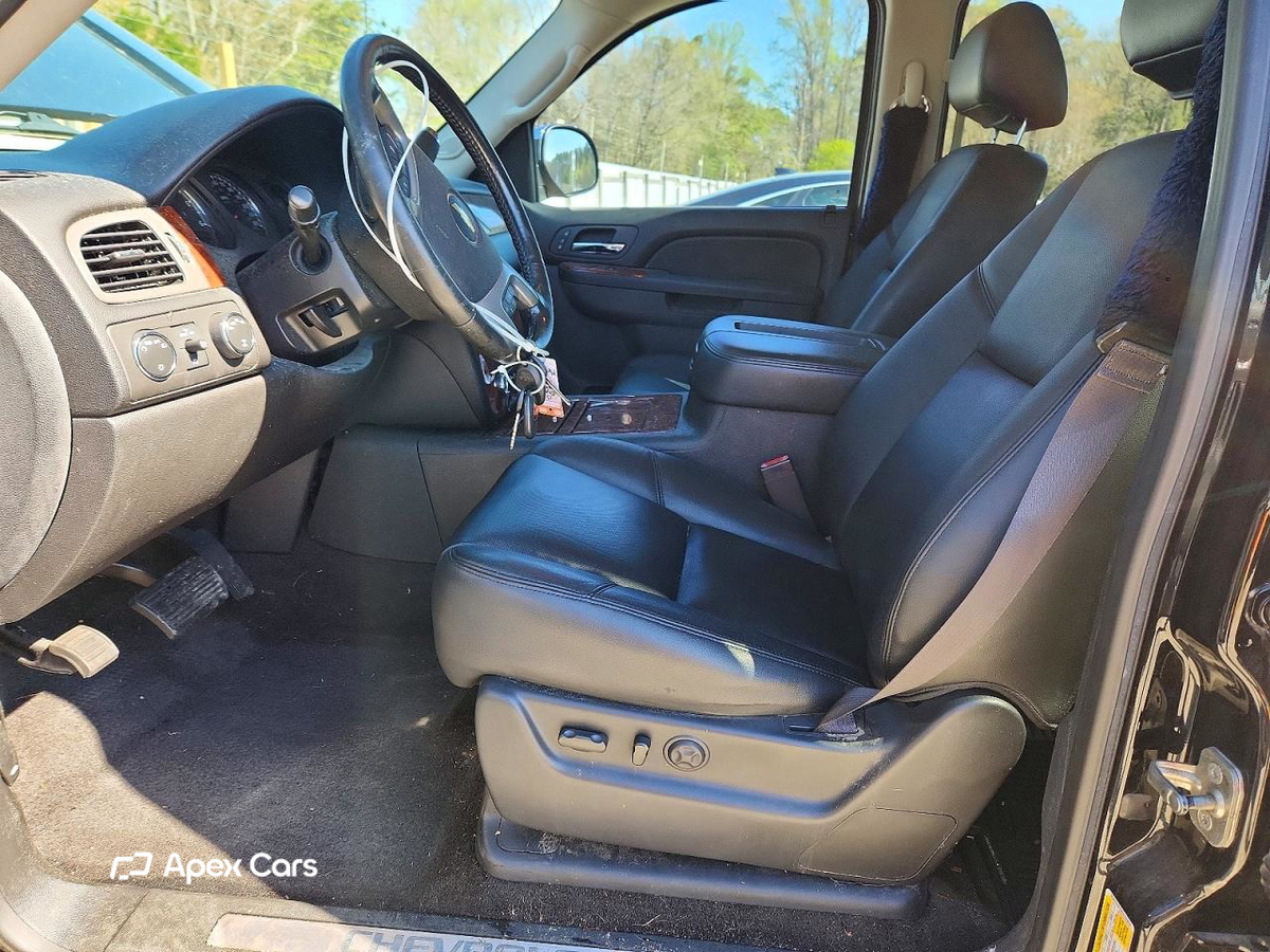 Chevrolet Avalanche 2013