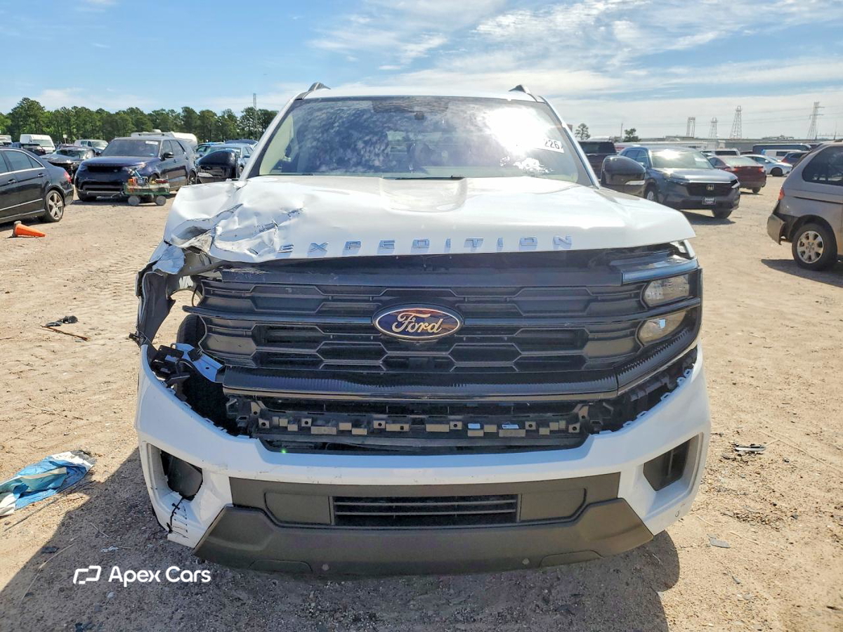 Ford Expedition 2025