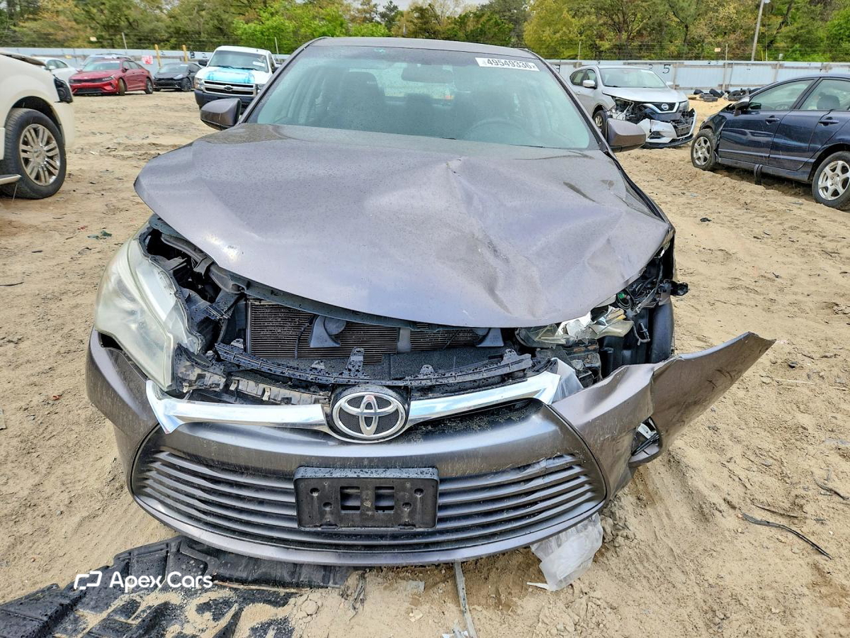 Toyota Camry 2016