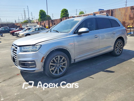 Audi Q7 2017 - Image 1 of 13