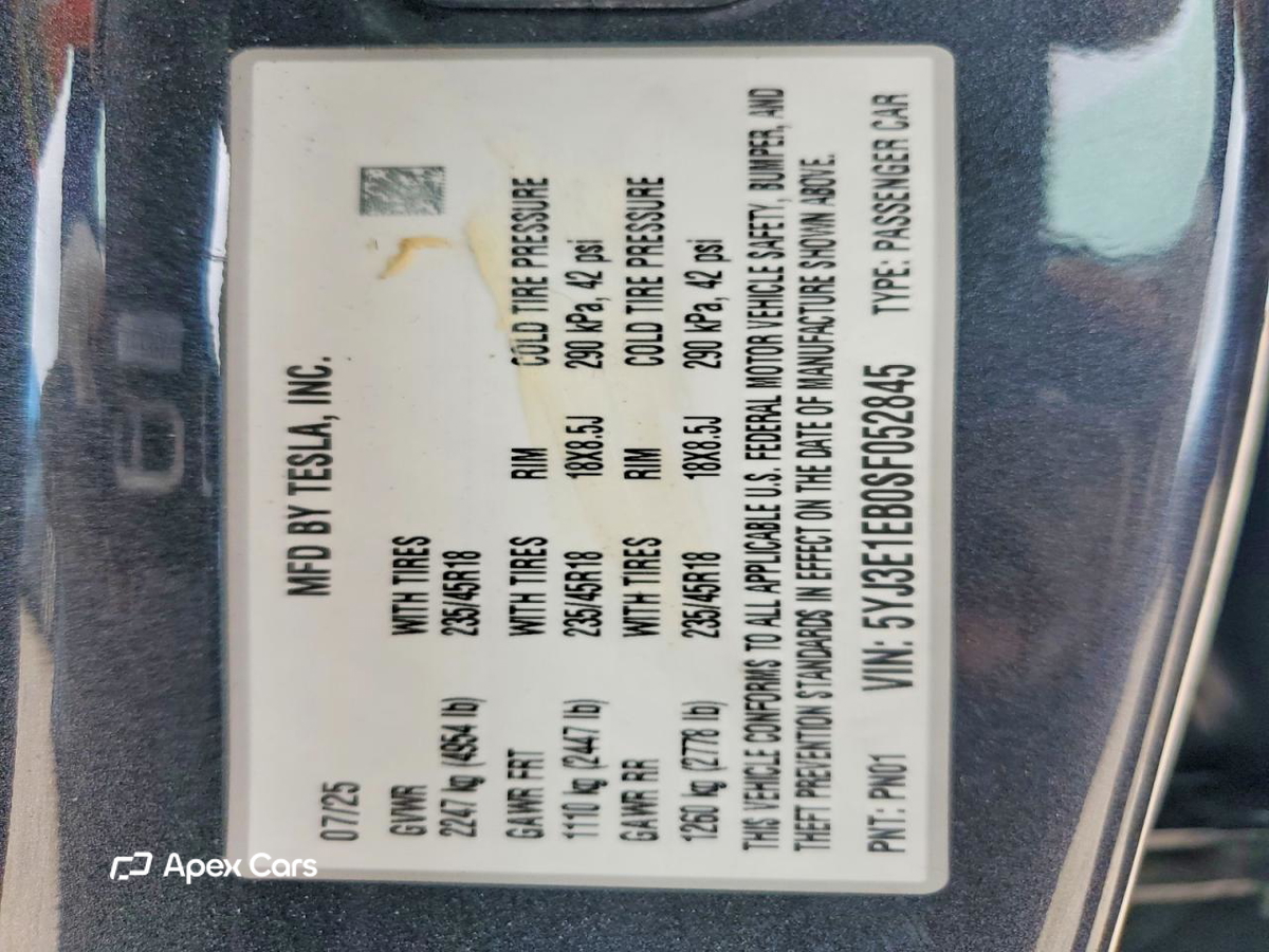 Tesla Model 3 2025