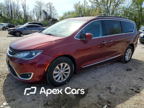 Chrysler Pacifica 2017 - Image 1 of 13