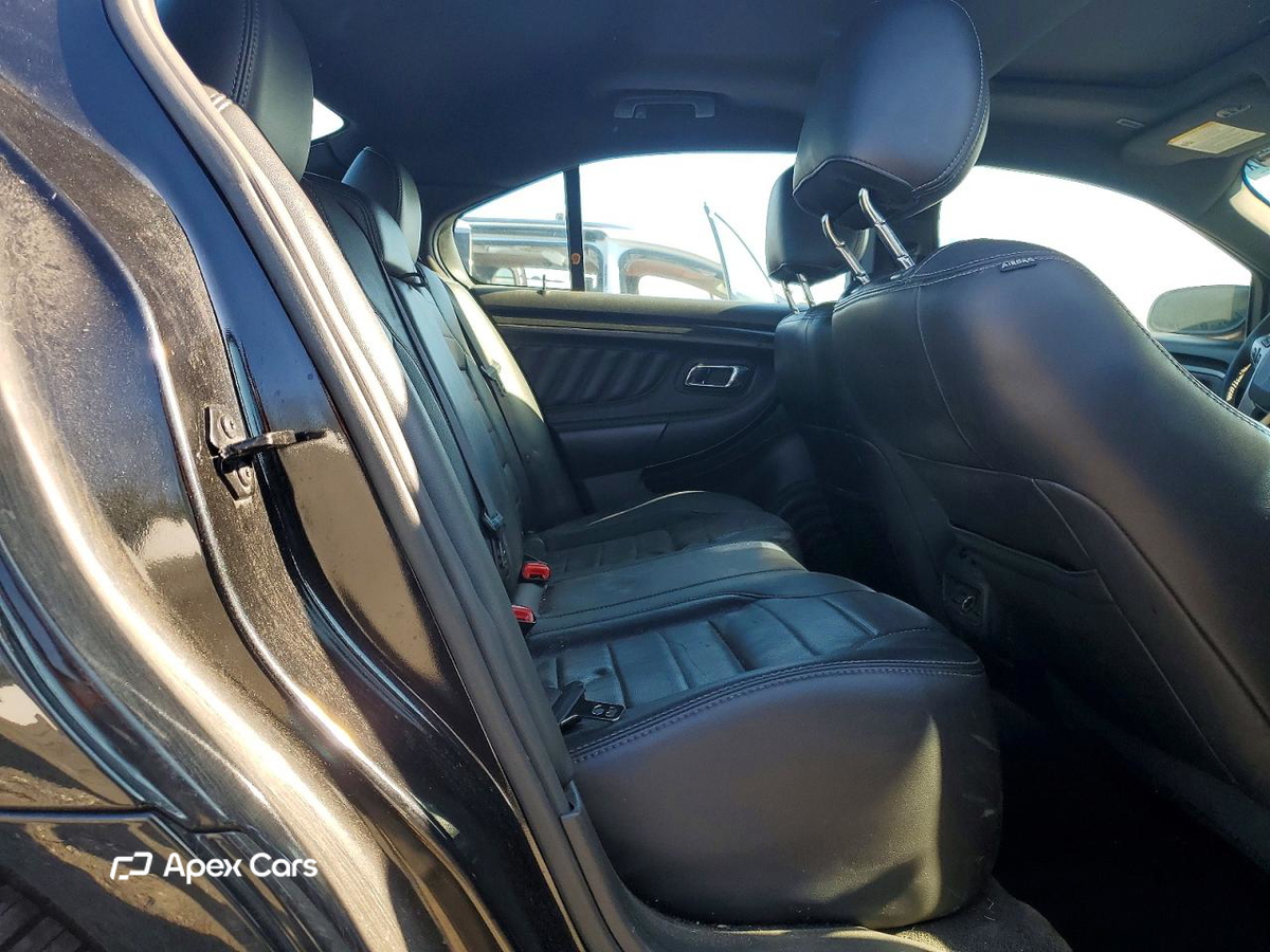 Ford Taurus 2013