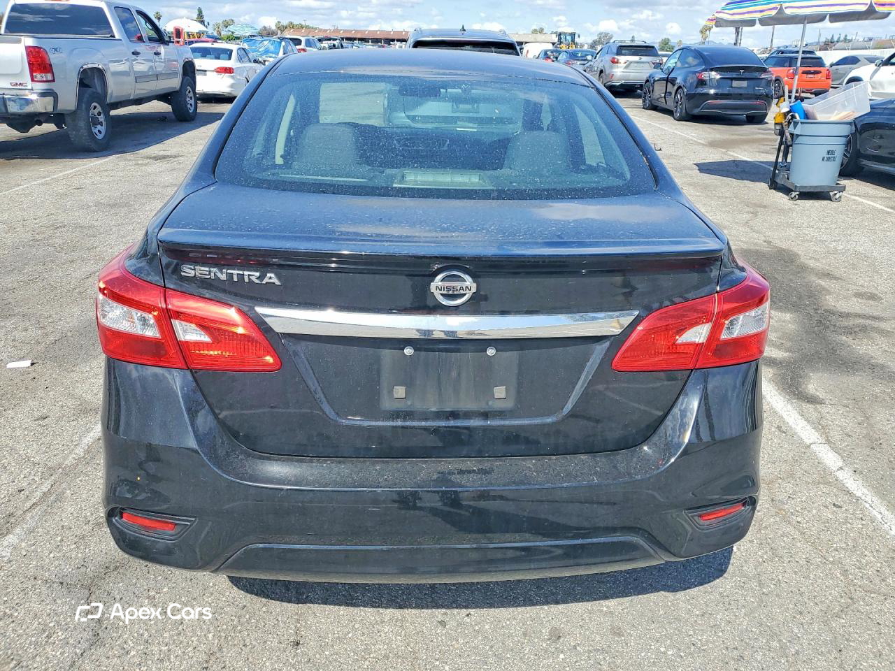Nissan Sentra 2018