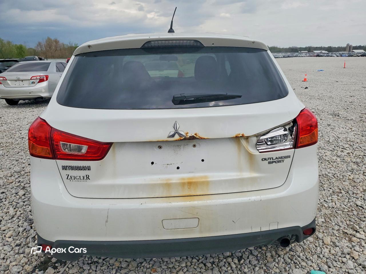 Mitsubishi Outlander 2013