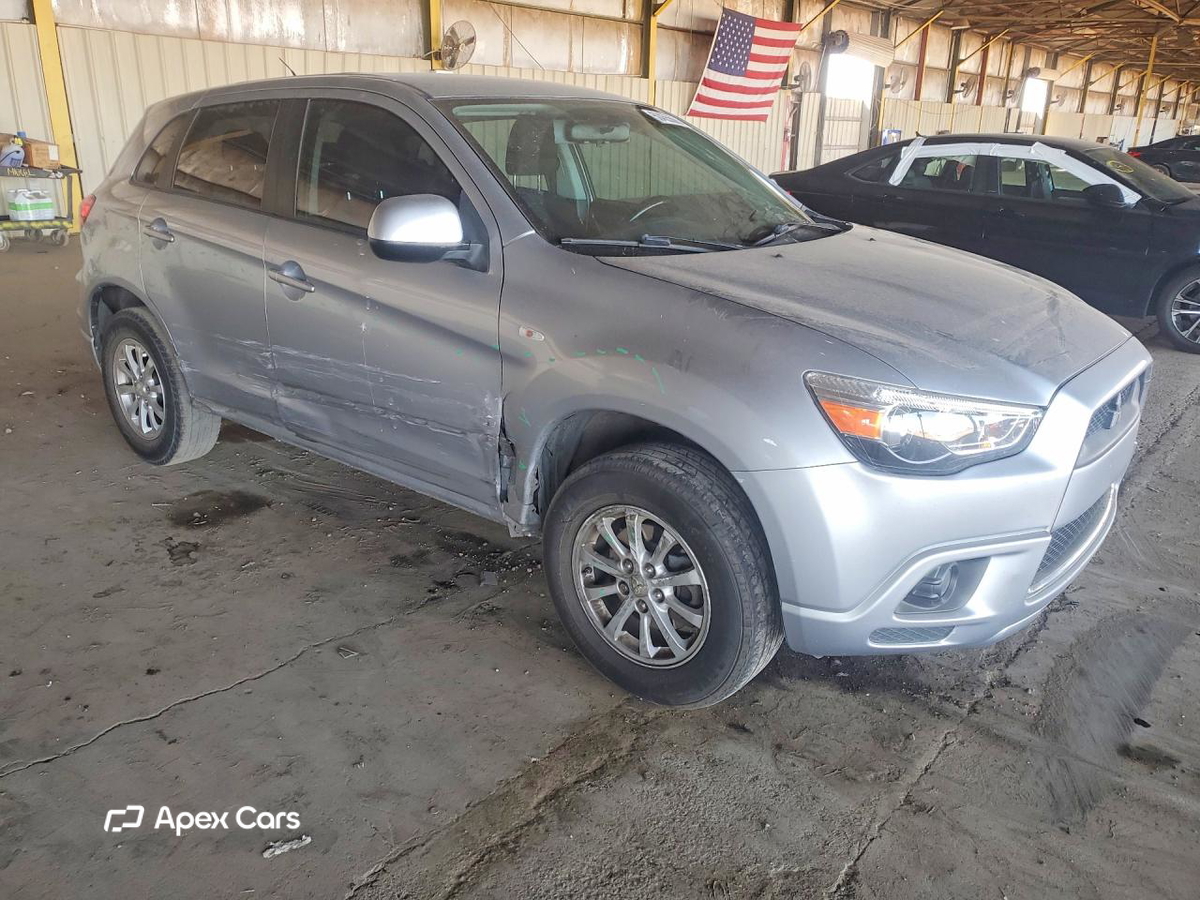 Mitsubishi Outlander 2012