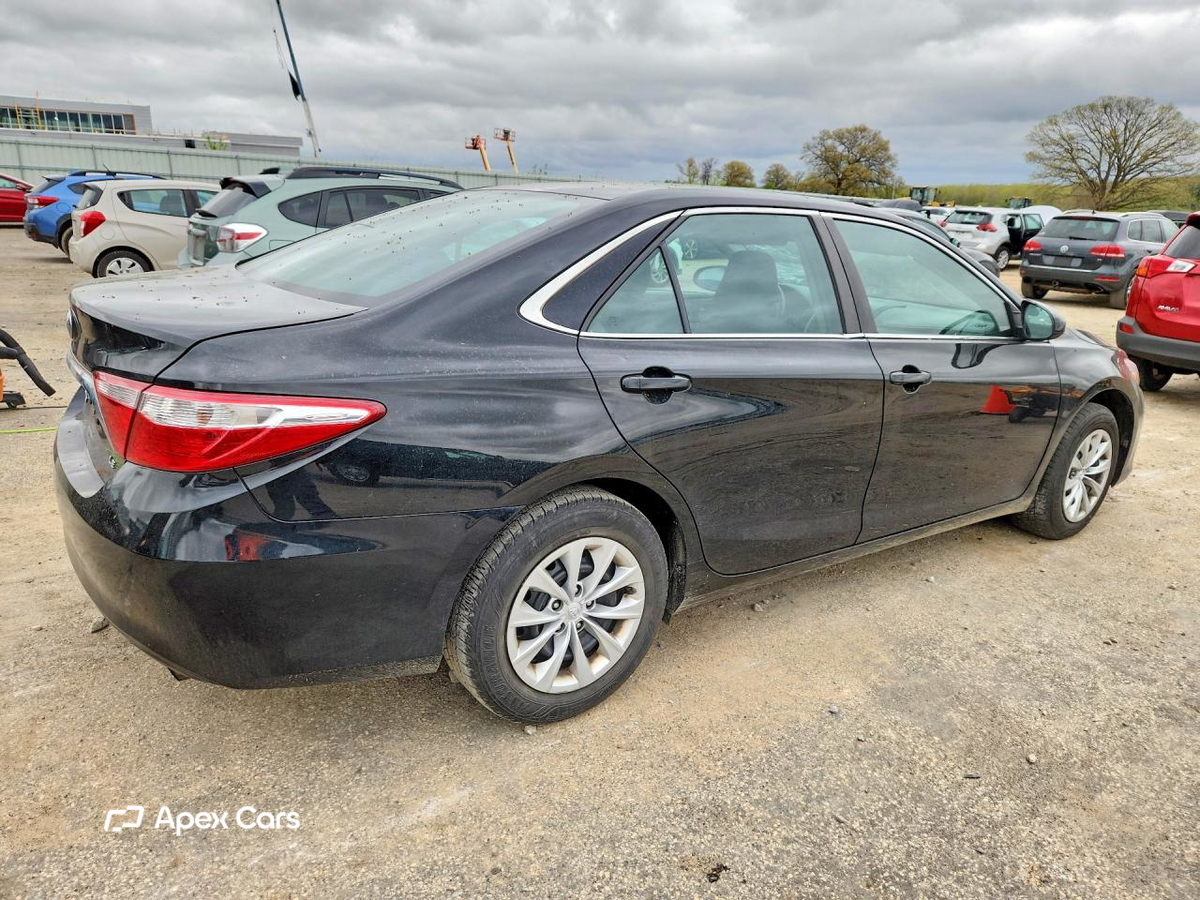 Toyota Camry 2016