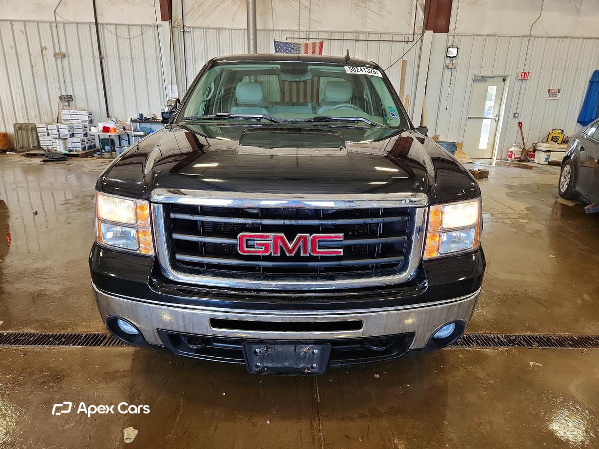 GMC Sierra 2011