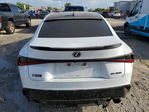 Lexus IS 2023