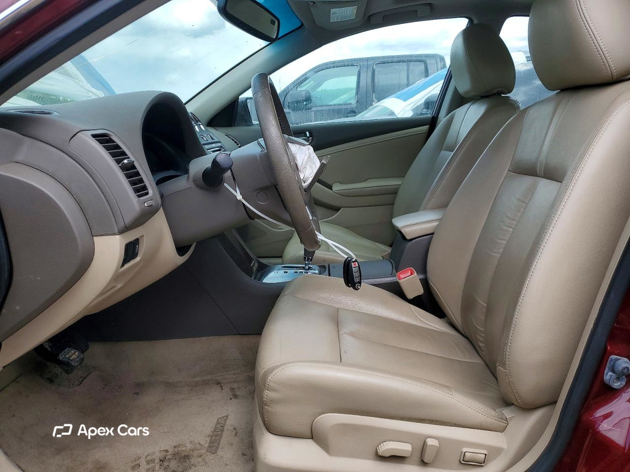 Nissan Altima 2012