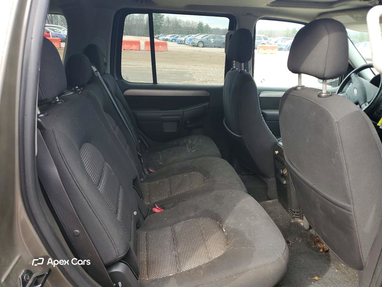 Ford Explorer 2004