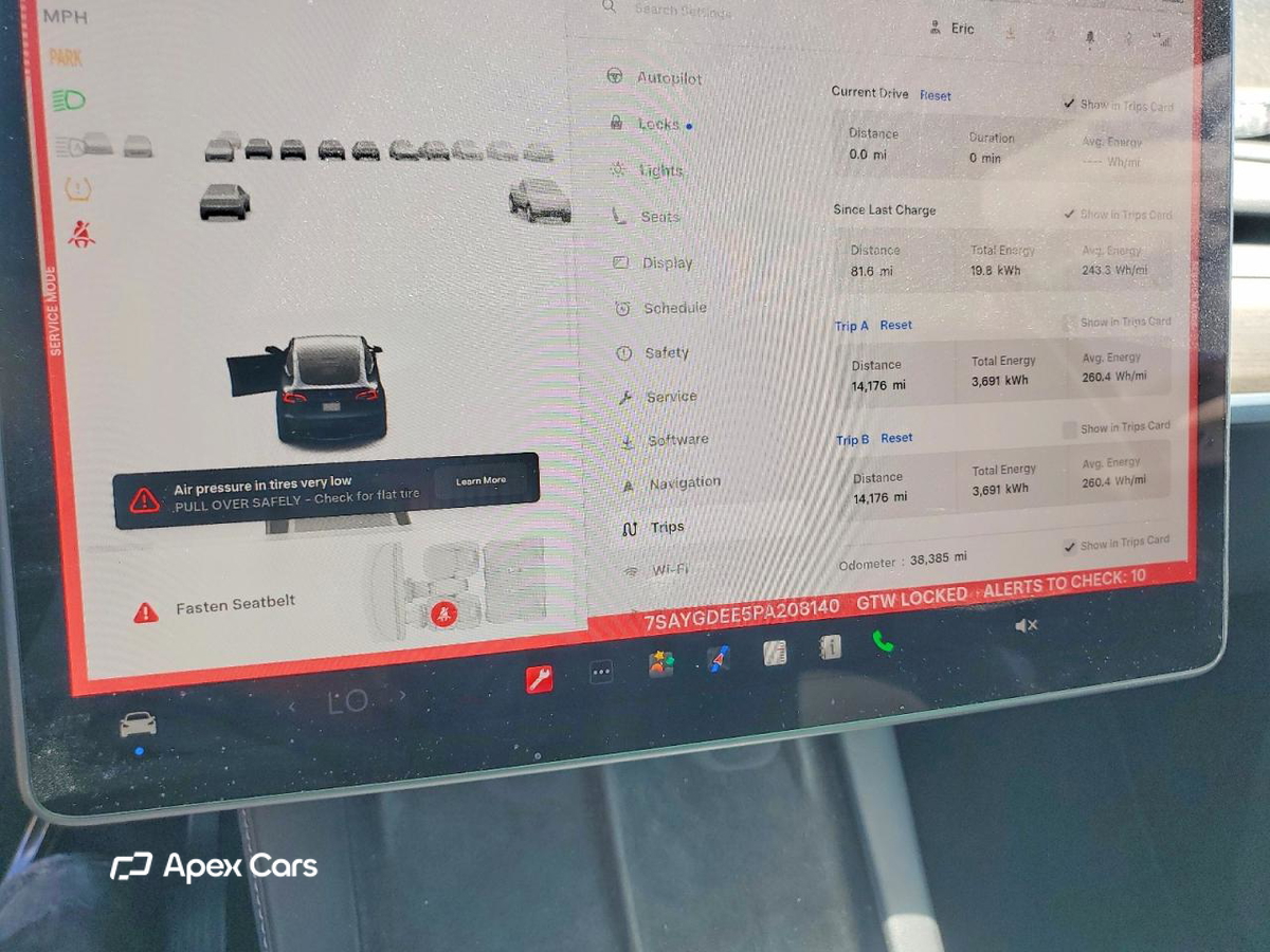Tesla Model Y 2023