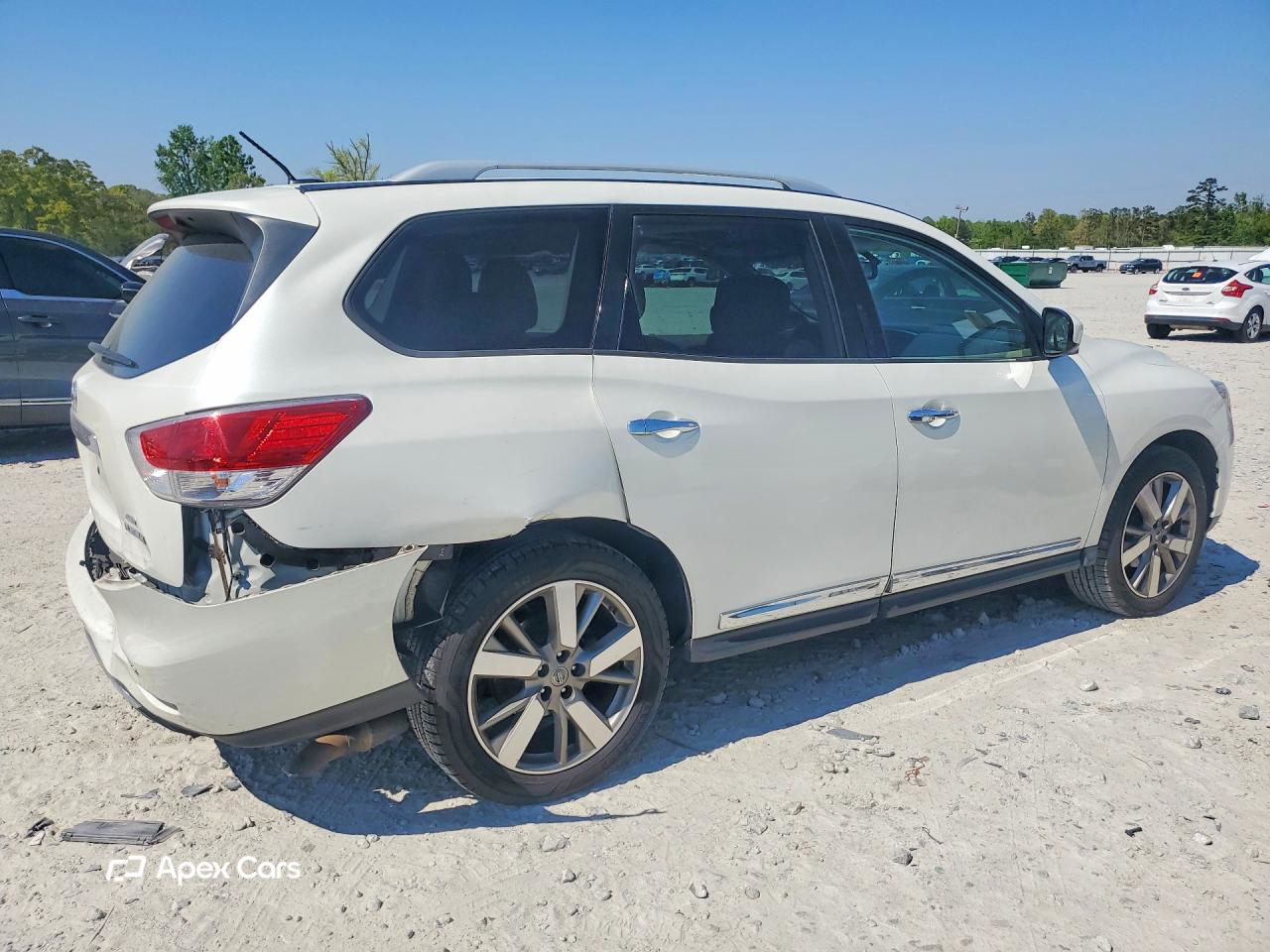 Nissan Pathfinder 2016