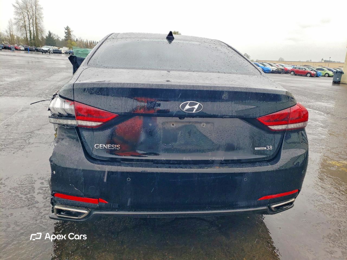 Hyundai Genesis 2015