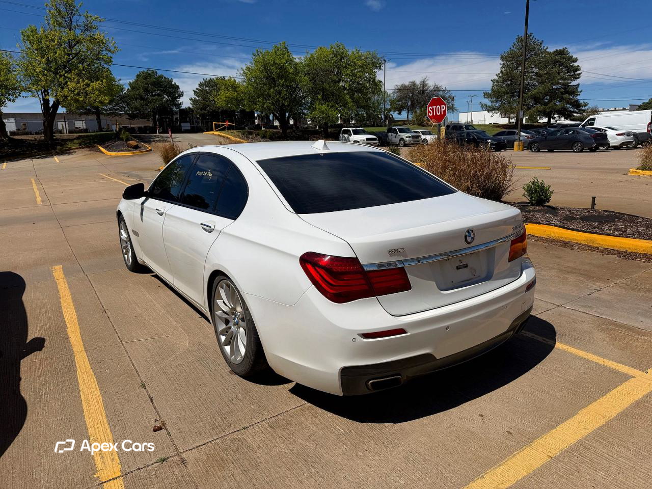 BMW Series 7 2015