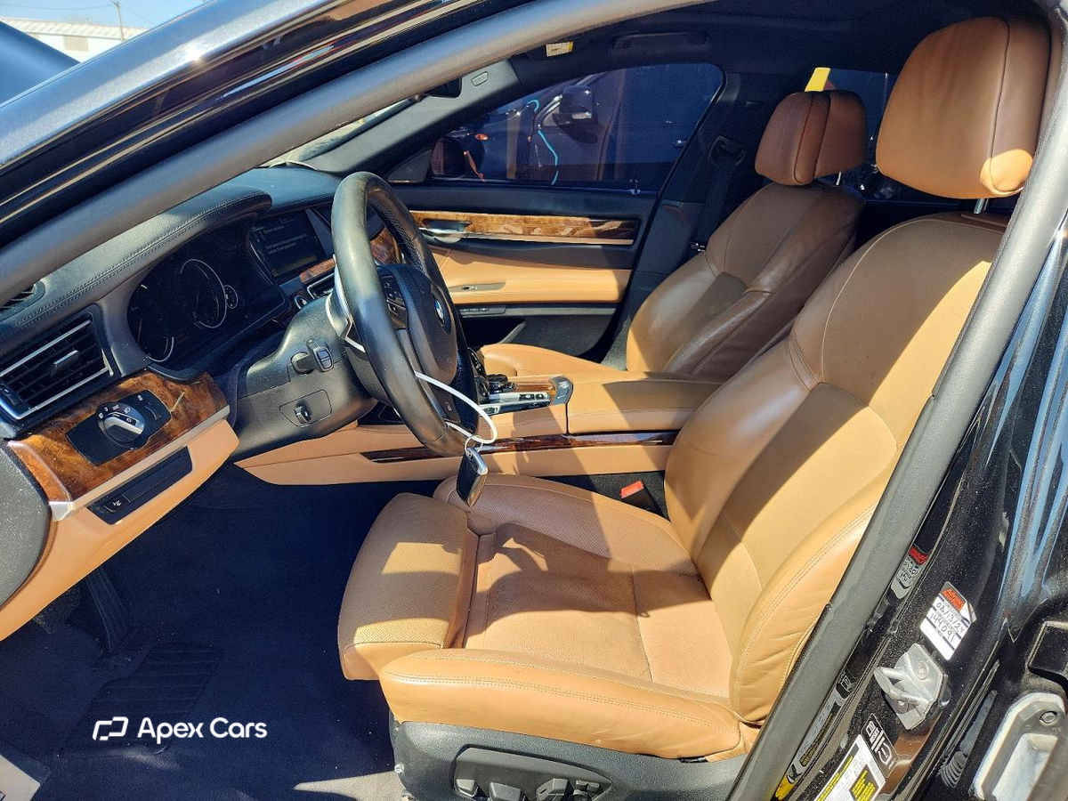 BMW Series 7 2014