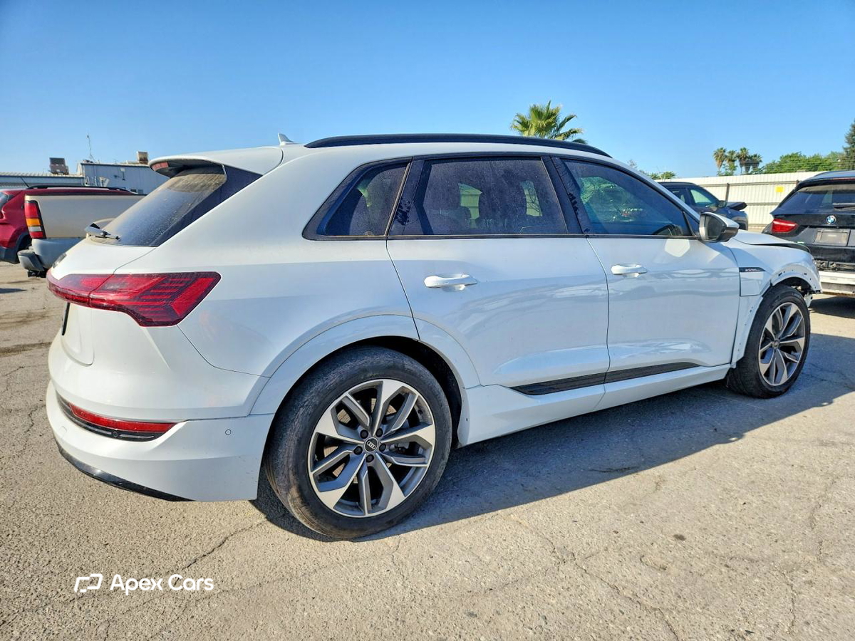 Audi e-tron 2021