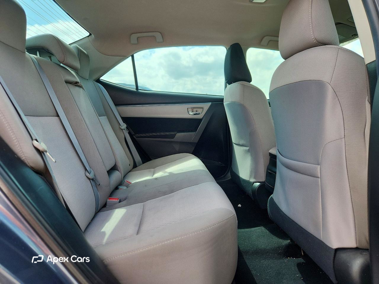 Toyota Corolla 2015