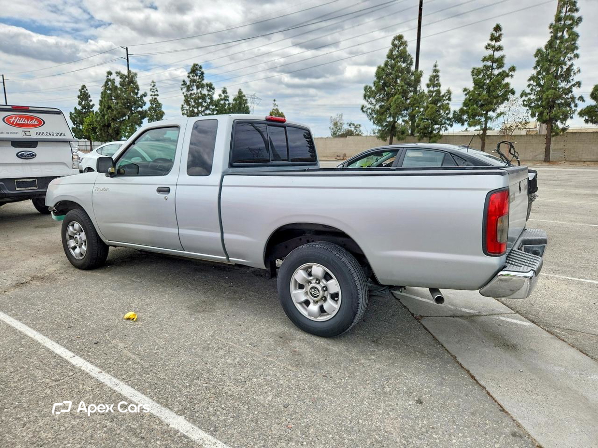 Nissan Navara (Frontier) 2000