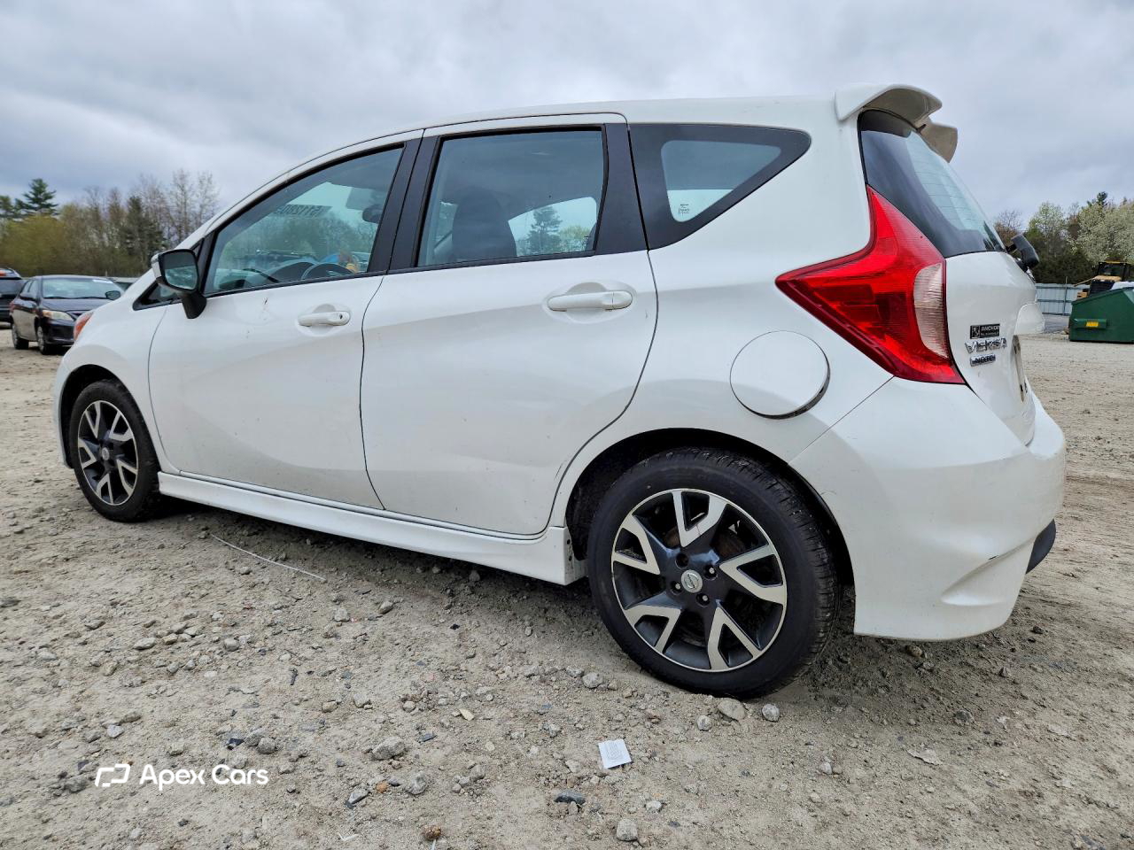 Nissan Versa 2015